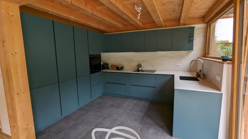 Cuisine sur-mesure réalisée par MH Cuisines — projet 008