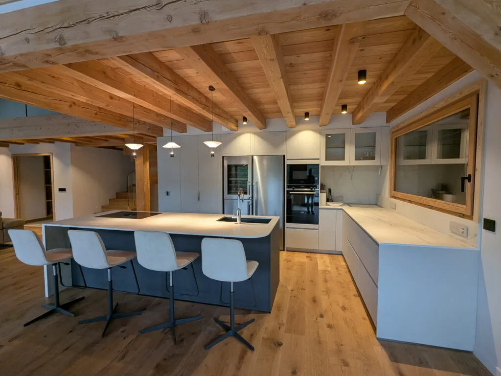 Cuisine sur-mesure réalisée par MH Cuisines — projet 017