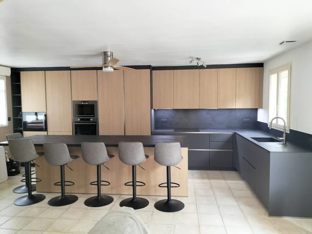 Cuisine sur-mesure réalisée par MH Cuisines — projet 015